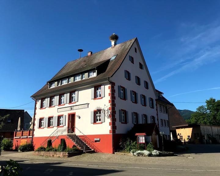 Gaststube Landgasthof Baeren